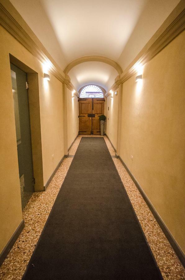 Azeglio Apartment, A Due Passi Da Piazza Maggiore Bologna Exteriör bild