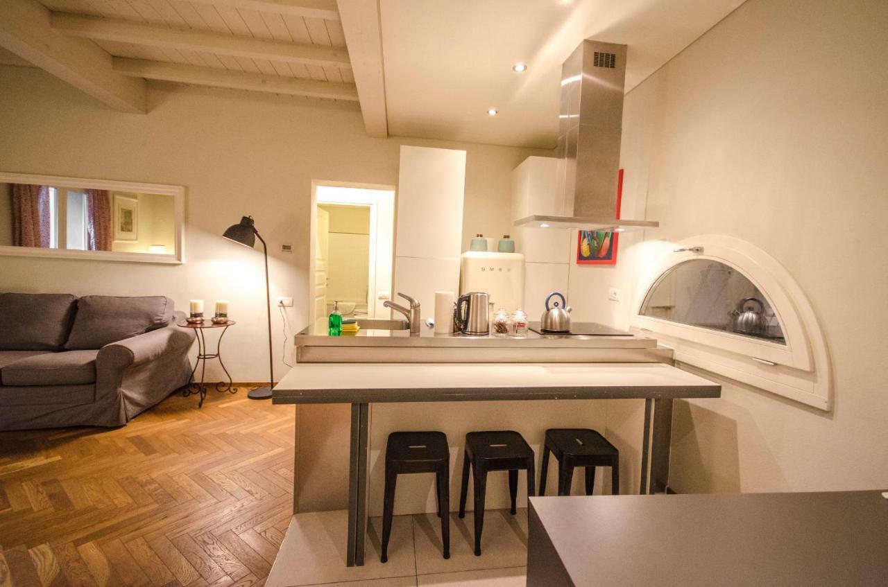 Azeglio Apartment, A Due Passi Da Piazza Maggiore Bologna Exteriör bild